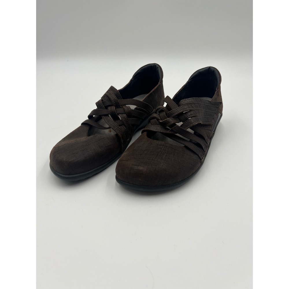 Naot Kirei Brown Textured Leather Mary Jane Flats Shoes Size 39 239311
